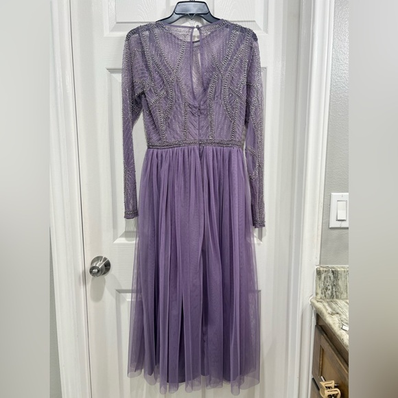 ASOS DESIGN Petite embellished bodice maxi dress with tulle skirt in lilac - Picture 7 of 8